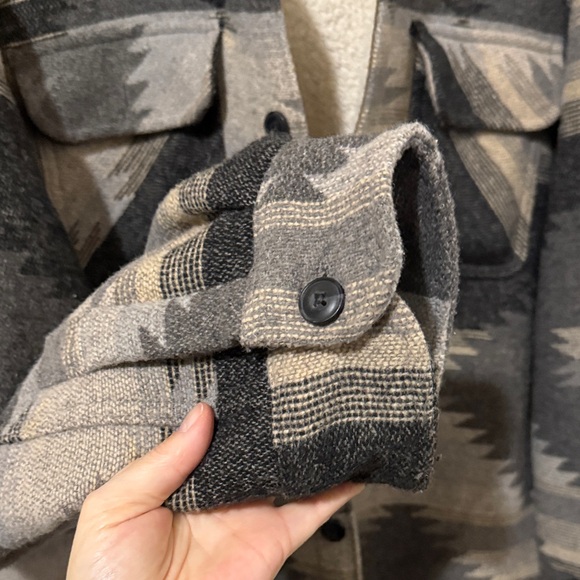 Jachs NY Black and Gray Aztec Jacket - Picture 4 of 10